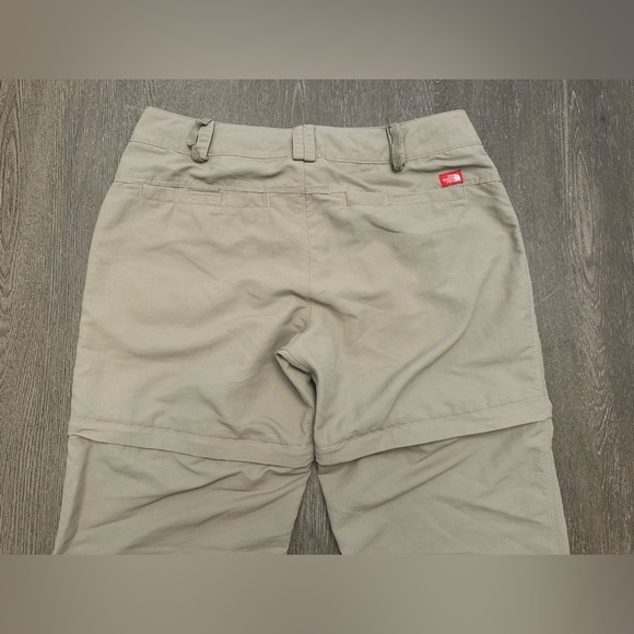 NWOT THE NORTH FACE KHAKI CARGO ZIP OFF PANTS - Size 12 SKU:412 - Picture 7 of 7